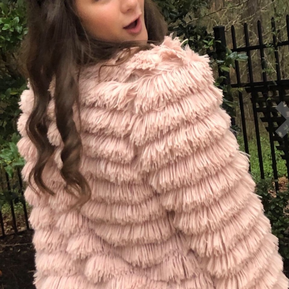 1 Left!! š„Faux Fur Shaggy Cardigan Fringe Jacket - Picture 7 of 8